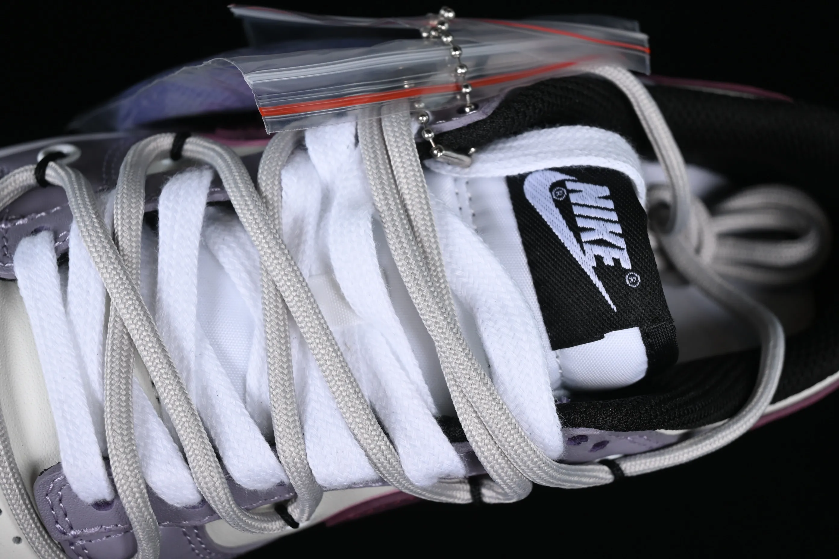 All Categories Nk SB Dunk Series Nk SB Dunk Low Low-top Sneakers Nk SB Dunk Low Panda Prank Tie-Dye Raspberry Printed Purple SB Strap Low-top Casual Sneakers DH9765-002